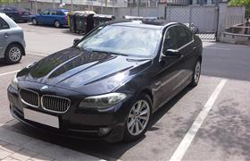 BMW 530 photo