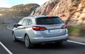 Opel Astra combi photo 7