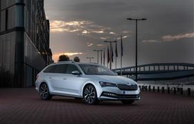 Škoda Superb сombi photo 4